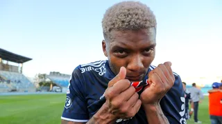 La U caminó por la cornisa, pero escapó del descenso con soberbia reacción ante La Calera