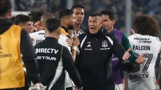 Llegada del rival de Colo Colo en Libertadores fue opacada por pelea entre hinchas en el Aeropuerto