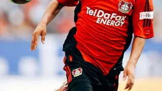 Bayer Leverkusen conmemoró 15 años del debut de Arturo Vidal en sus filas