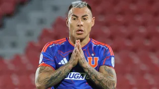 Ni desgarro ni fractura: Este es el primer diagnóstico de Eduardo Vargas que celebran en la U de Chile