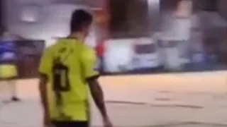 Carlos Tévez volvió a jugar en el Fuerte Apache y se hizo viral con un golazo