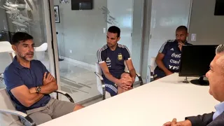 Roberto Ayala se sumó al cuerpo técnico de la selección argentina