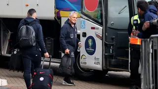 La Roja viajó desde Porto Alegre a Sao Paulo para preparar el duelo con Argentina