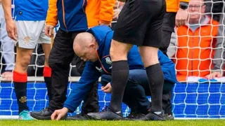 Hinchas de Rangers hirieron a funcionario de Celtic con una botella de vidrio durante el Old Firm