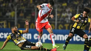Con un gol de cara y otro golazo ganó River Plate en Copa Libertadores