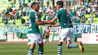 Moisés Villarroel debutó como DT de Wanderers con triunfo sobre San Felipe
