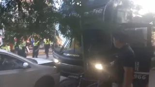 Bus de River Plate sufrió inesperado accidente antes del duelo con Atlético Tucumán