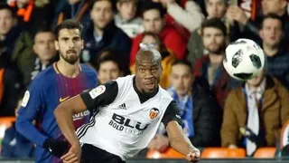 Coutinho marcó su primer gol para Barcelona en el triunfo sobre Valencia