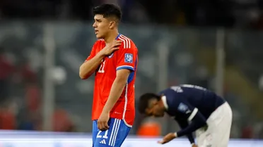 Traumatólogo entregó posibles plazos de recuperación por esguince de Damián Pizarro