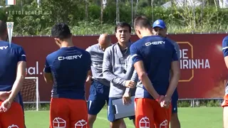 La UC realizó en Porto Alegre su última práctica de cara al duelo con Gremio