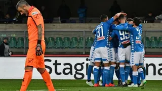 Napoli cumplió ante Chievo Verona y alargó la espera de Juventus para ser campeón