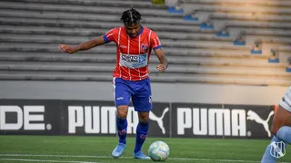 Conmoción en el fútbol uruguayo: Encontraron sin vida al defensor Maximiliano Pereira