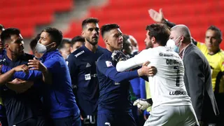 ¿Se perdió la pelea? El árbitro Héctor Jona no consignó incidentes en el partido de la U y La Calera