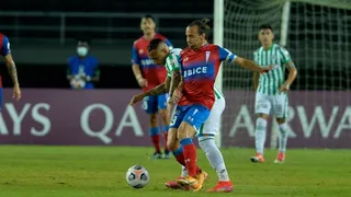 La UC tuvo una noche para el olvido y perdió ante Atlético Nacional en su debut en la Libertadores