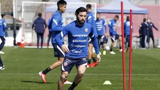 La Roja tuvo su última práctica antes de viajar a Quito para el crucial duelo con Ecuador