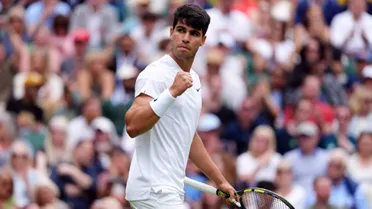 Comenzó la defensa de la corona: Carlos Alcaraz se metió en segunda ronda de Wimbledon
