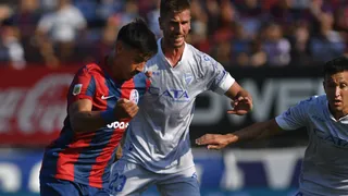 Thomas Galdames tuvo acción en la derrota de Godoy Cruz frente a San Lorenzo