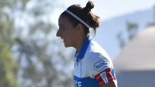 Capitana de la UC: Es lindo jugar de preliminar al equipo masculino, pero necesitamos nuestro espacio