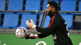 Johnny Herrera asoma como titular para el amistoso del viernes ante Costa Rica