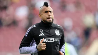 Siguen los coletazos por la Kings League: CSD Colo Colo también le raya la cancha a Arturo Vidal
