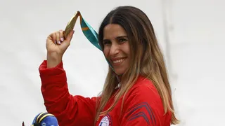 El troleo a una universidad por celebrar medalla de Crovetto por parentesco con funcionaria