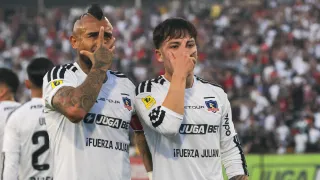 Brilló en la goleada de Colo Colo y destapó el rol de Arturo Vidal en su nivel