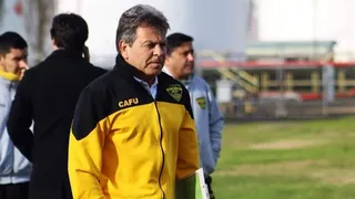 Jorge Garcés debutó en Fernández Vial con aplastante victoria sobre Lautaro de Buin