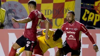 Ñublense rescató valioso empate ante Aucas en su lucha por avanzar en la Copa Libertadores