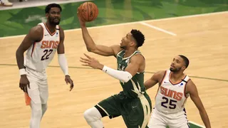 Milwaukee Bucks tratará abrochar el título ante un Phoenix Suns que luchará por estirar la serie
