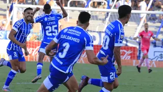 Godoy Cruz de Thomas Galdames superó a Racing de Gabriel Arias y Oscar Opazo