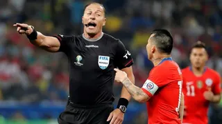 Los dos gritos de “gol” de Chile ante Colombia que arruinó el VAR