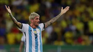 De Paul espera que Messi y Claudio Tapia hablen con Scaloni sobre su posible renuncia