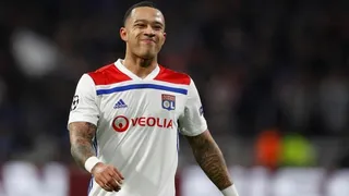 Tres jugadores de Olympique de Lyon sufrieron robos en sus casas durante duelo con Barcelona