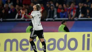 Carlos Palacios marcó de penal a Cerro Porteño y encendió la ilusión de Colo Colo