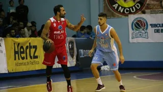 Valdivia derrotó a Ancud y forzó partido de definición en semifinales de la Conferencia Sur