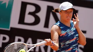 Iga Swiatek venció a Ons Jabeur y mantuvo su reinado en el torneo de Roma