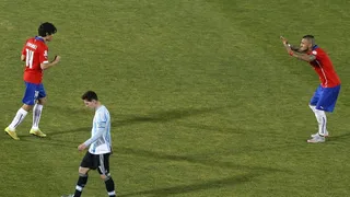 Arturo Vidal saludó a su “hermanito querido” Matías Fernández por su cumpleaños