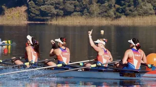 Hermanas Abraham y Hostetter entregaron medalla de plata para Chile