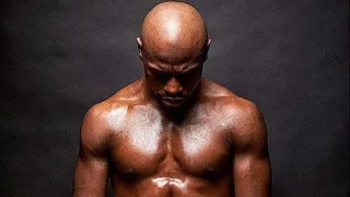 Floyd Mayweather anunció su regreso al boxeo para el 2020