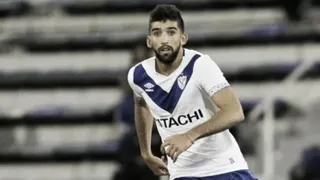 ¿Celebra Quinteros? Vélez aceptó de manera verbal la salida de Emiliano Amor