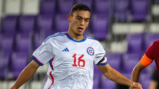 Nayel Mehssatou abrió la puerta a un paso por Chile en el futuro: “Yo apoyo a Colo Colo”