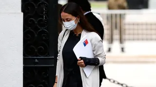 Ministra del Deporte: Rechazamos lo realizado por el DT de la U