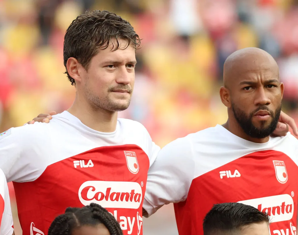 Joaquín Sosa sigue siendo la primera opción de Colo Colo para potenciar la línea defensiva/ © IMAGO-NurPooto