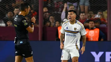 Gary Medel vuelve a ver acción en Boca Juniors y se llena de críticas en la derrota frente a Lanús