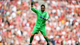 Manchester City de Claudio Bravo inicia la defensa del título en la Copa de la Liga