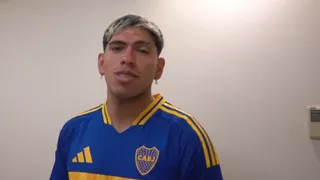Carlos Palacios da inicio a su aventura en Boca con la meta de “ganar muchos títulos”