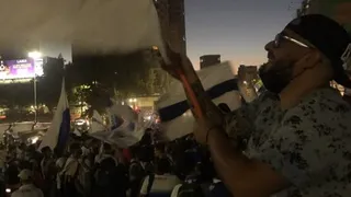 La celebración de los hinchas de Universidad Católica en Plaza Baquedano