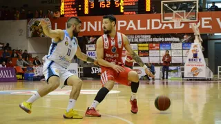 Valdivia se impuso con categoría y empató la definición del Sur frente a Ancud en la LNB