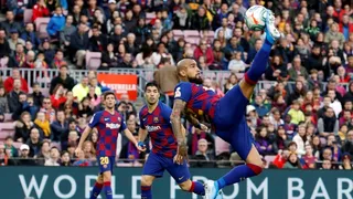 Medio italiano asegura que la demanda de Vidal a Barcelona lo acerca más a Inter de Milán