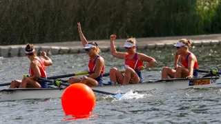 Las hermanas Abraham, Nannig y Hostetter también se vistieron de oro en el remo